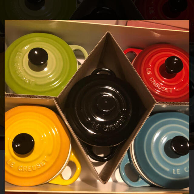 LE CREUSET(ルクルーゼ)のルクルーゼ　プチココット５つ インテリア/住まい/日用品のキッチン/食器(食器)の商品写真