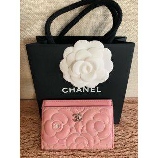 シャネル(CHANEL)のシャネル　カメリア　定期入れ　ピンク　(名刺入れ/定期入れ)