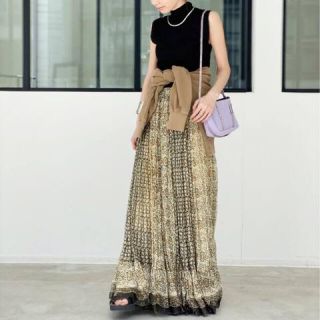 アパルトモンドゥーズィエムクラス(L'Appartement DEUXIEME CLASSE)のMES DEMOISELLES/メドモアゼル　Skirt Hulotte(ロングスカート)