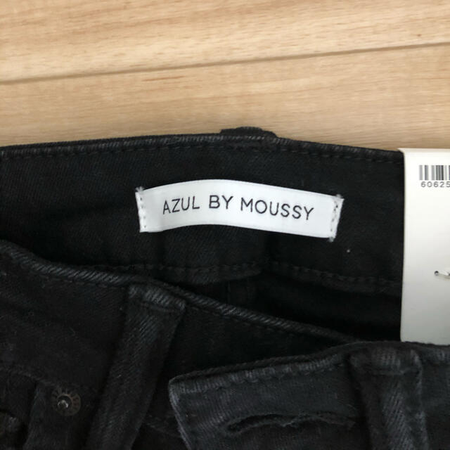 AZUL by moussy(アズールバイマウジー)の黒スキニー　AZUL BY MOUSSY レディースのパンツ(スキニーパンツ)の商品写真