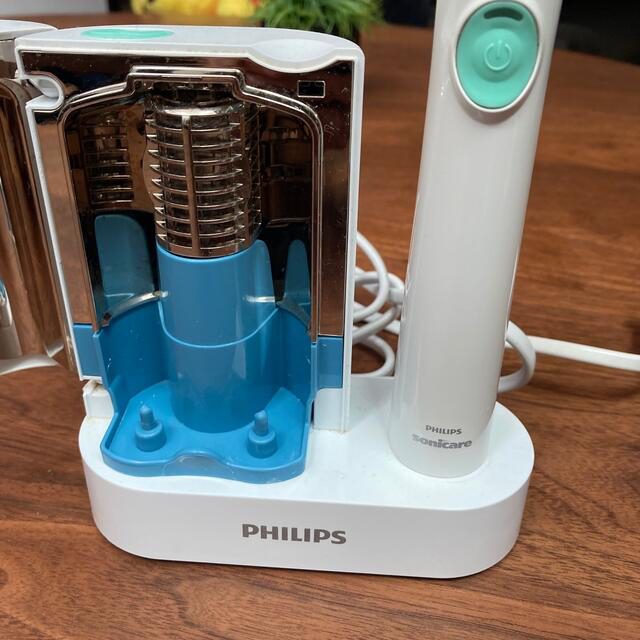 PHILIPS(フィリップス)のソニックケア スマホ/家電/カメラの美容/健康(電動歯ブラシ)の商品写真