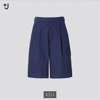 ユニクロ(UNIQLO)の[新品未使用] UNIQLO+J ワイドフィットカーゴハーフパンツ ブルー S(ショートパンツ)