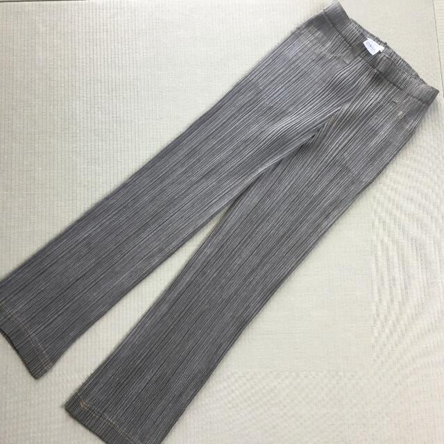 プリーツプリーズ イッセイミヤケ デニム柄 ストレートパンツ カーキ系