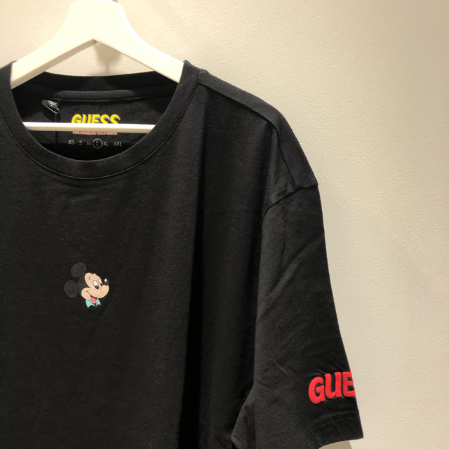 GUESS × MICKEY Lサイズ BLACK フロントLOGO　新品未使用