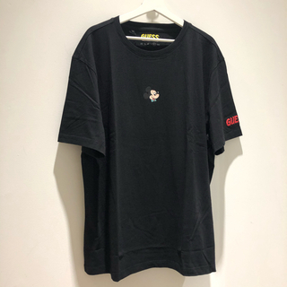 ゲス(GUESS)のGUESS × MICKEY 黒 XLサイズ Tシャツ 新品未使用です。(Tシャツ/カットソー(半袖/袖なし))