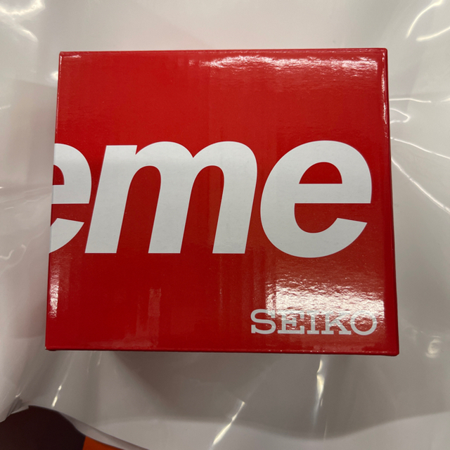 Supreme®/Seiko Marathon Clock