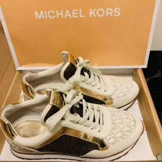 Michael Kors - マイケルコーススニーカーの通販 by ムンタくん ...