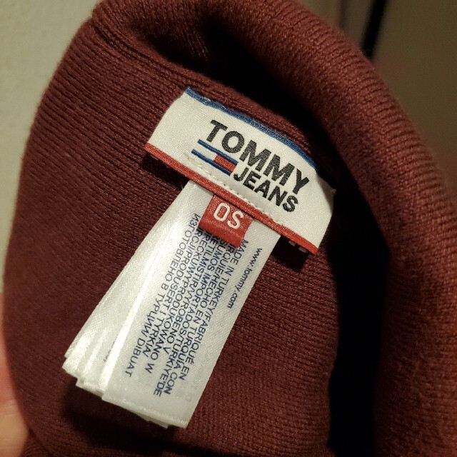 TOMMY(トミー)のTOMMY JEANS ニットキャップ メンズの帽子(ニット帽/ビーニー)の商品写真