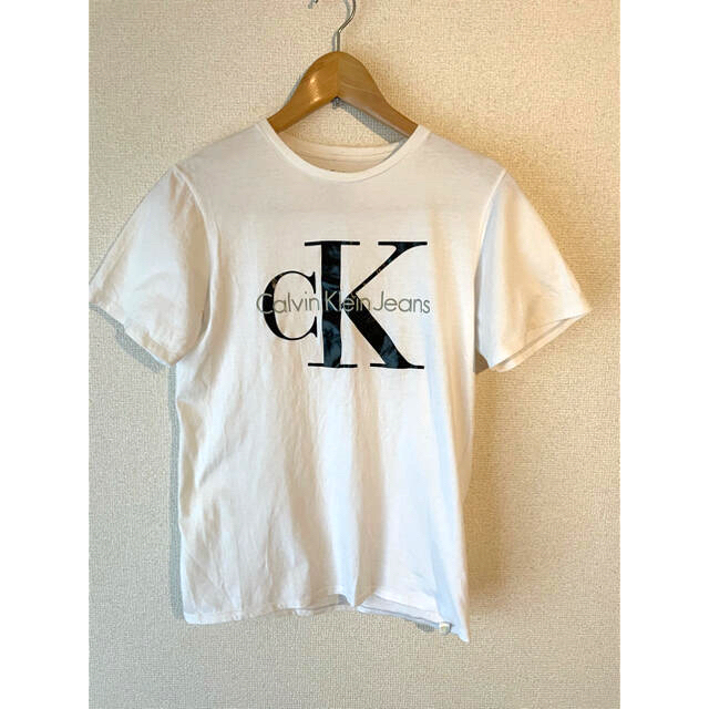 Calvin Klein(カルバンクライン)の【値下げ】Calvin Klein  カルバンクライン　ロゴTシャツ　古着　M メンズのトップス(Tシャツ/カットソー(半袖/袖なし))の商品写真