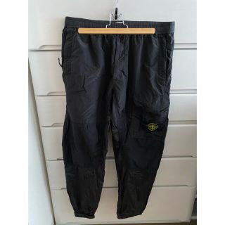 ストーンアイランド(STONE ISLAND)のSTONE ISLAND NYLON METAL RIPSTOP PANTS(ワークパンツ/カーゴパンツ)