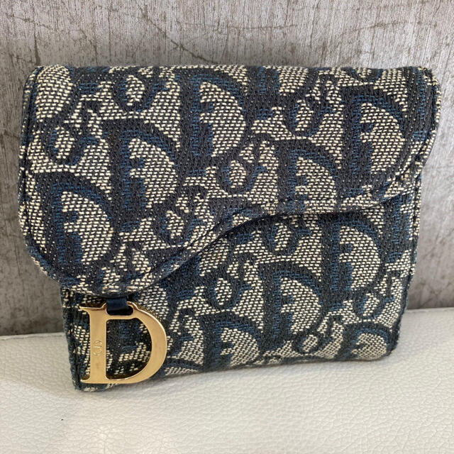 DIOR クリスチャンディオール　二つ折り財布　トロッター　サドル　オシャレ