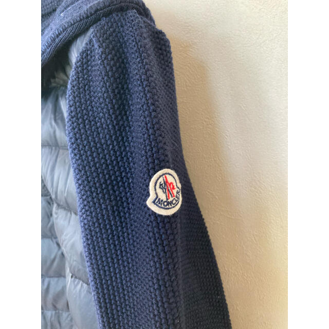 MONCLER(モンクレール)のモンクレール　カーディガン　ダウン　ノーカラー　ハイネック　ウール　ネイビー レディースのトップス(カーディガン)の商品写真