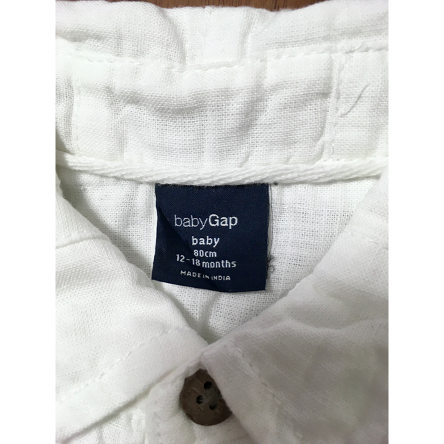 babyGAP(ベビーギャップ)のbabyGAP 80cm 半袖シャツ 白シャツ キッズ/ベビー/マタニティのベビー服(~85cm)(シャツ/カットソー)の商品写真