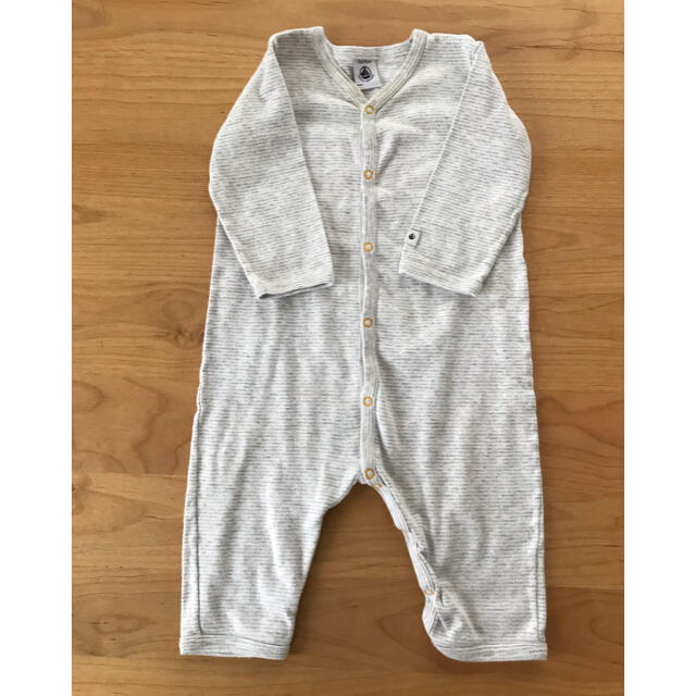 PETIT BATEAU(プチバトー)のプチバトー　薄手の長袖ロンパース  12m/74cm キッズ/ベビー/マタニティのベビー服(~85cm)(ロンパース)の商品写真