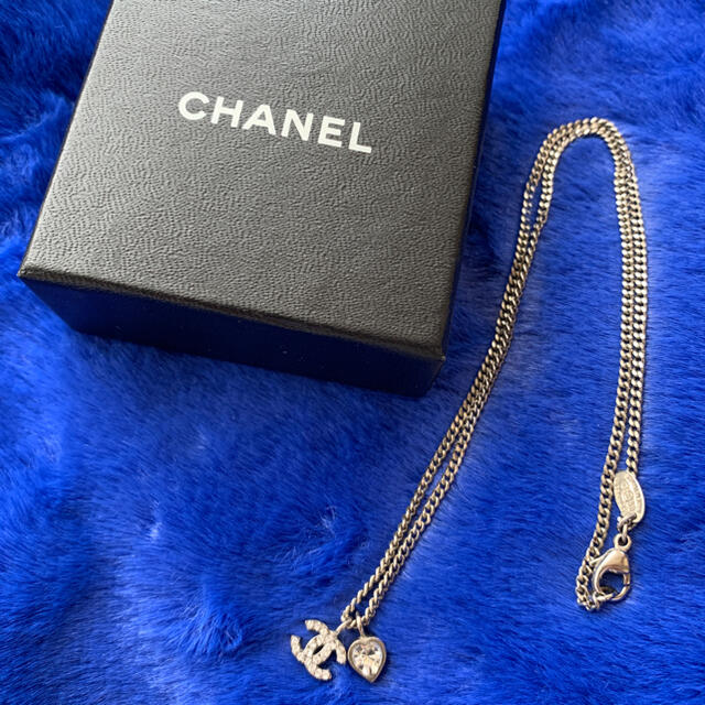 CHANEL ラインストーン　ネックレス　ハート