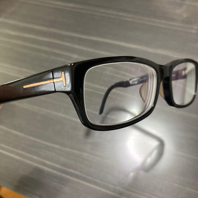 TOM FORD(トムフォード)のTOM FORD FT5177 001 ブラック　難あり品 メンズのファッション小物(サングラス/メガネ)の商品写真