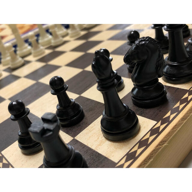 木製チェス　エリーゼキャッスル エンタメ/ホビーのテーブルゲーム/ホビー(オセロ/チェス)の商品写真