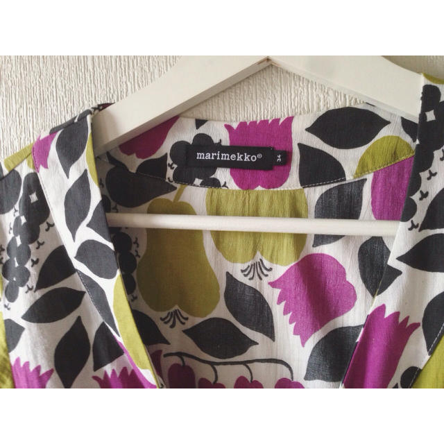 marimekko(マリメッコ)のmarimekko 洋梨 ブラウス レディースのトップス(シャツ/ブラウス(長袖/七分))の商品写真