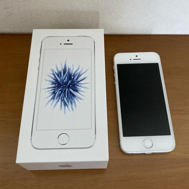 iPhone SE 第一世代　SIMフリー　16GB シルバー