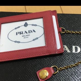 プラダ(PRADA)の素敵✨PRADAパスケース♡可愛いピンク(名刺入れ/定期入れ)