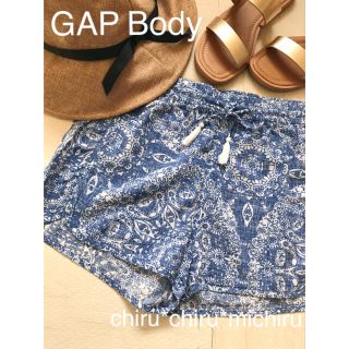 ギャップ(GAP)の専用ページ 新品 GAP Body ボタニカルショートパンツ/リゾート(ショートパンツ)