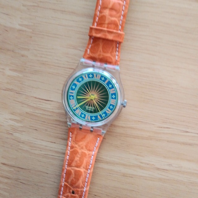 swatch(スウォッチ)のswatch　腕時計 レディースのファッション小物(腕時計)の商品写真