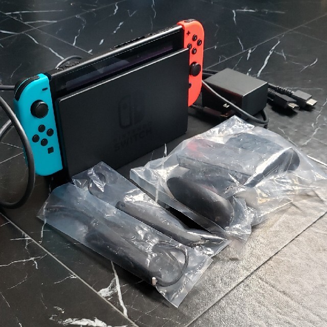 Nintendo Switch本体(ケース付)&モンハンライズ