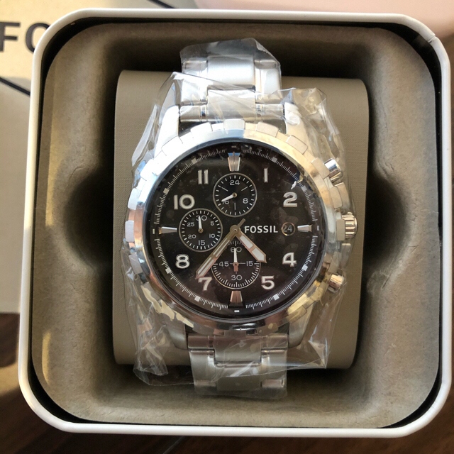 FOSSIL 腕時計 クロノグラフ シルバー FS4542