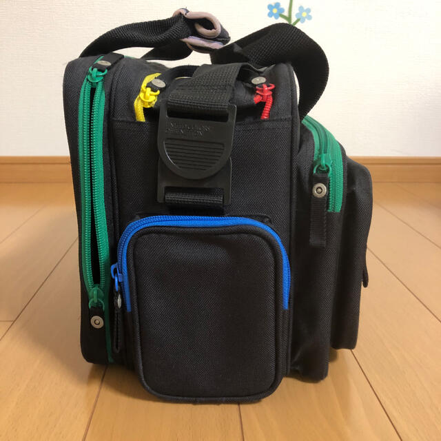 BENETTON(ベネトン)のzhongyuan様専用 Benetton ベネトン カメラバッグ BLACK スマホ/家電/カメラのカメラ(ケース/バッグ)の商品写真