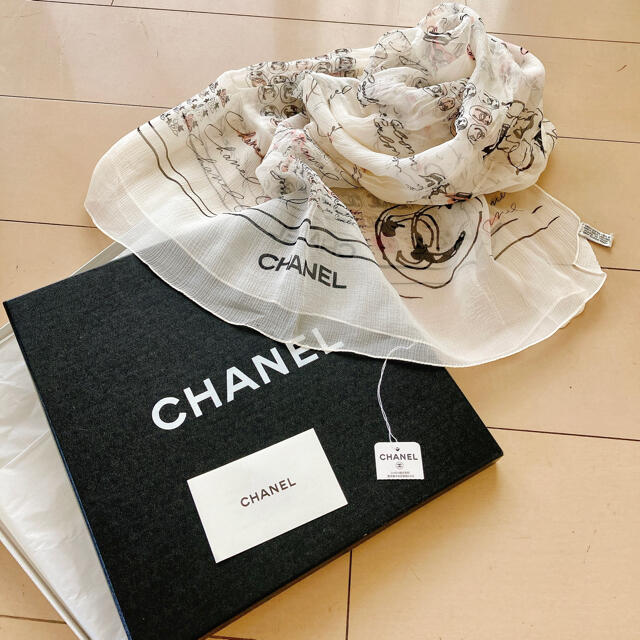 CHANEL シャネル　スカーフ　ストール