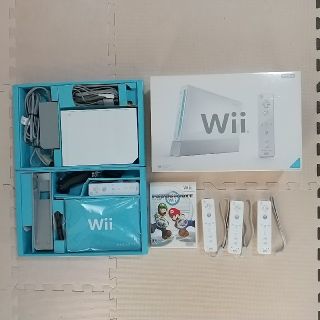 ウィー(Wii)のぐらなだひめさん専用)Wii本体セット＋リモコンx3つ＋マリオカート(家庭用ゲーム機本体)