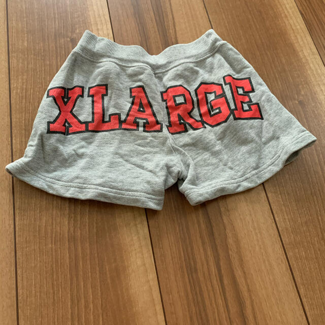 XLARGE(エクストララージ)のエクストララージキッズ　ハーフパンツ90 キッズ/ベビー/マタニティのキッズ服男の子用(90cm~)(パンツ/スパッツ)の商品写真