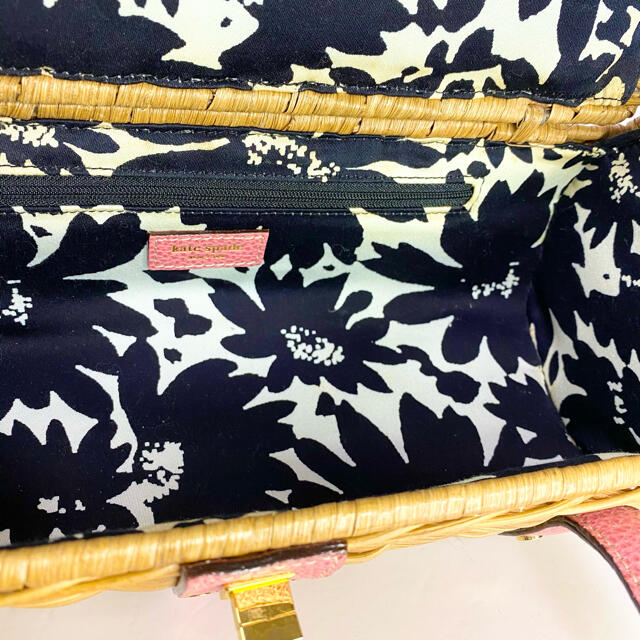 kate spade new york(ケイトスペードニューヨーク)の美品！　ピンクがかわいい♡ Kate spade(ケイトスペード) かごバッグ レディースのバッグ(かごバッグ/ストローバッグ)の商品写真