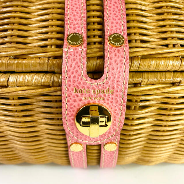 kate spade new york(ケイトスペードニューヨーク)の美品！　ピンクがかわいい♡ Kate spade(ケイトスペード) かごバッグ レディースのバッグ(かごバッグ/ストローバッグ)の商品写真