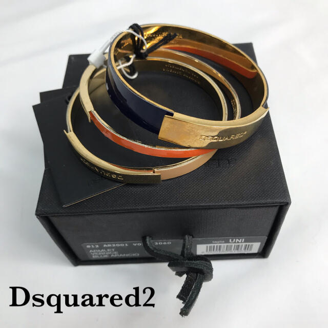 DSQUARED2(ディースクエアード)のDsquared2 未使用　ディースクエアード　バングル　ブレスレット　小物 レディースのアクセサリー(ブレスレット/バングル)の商品写真