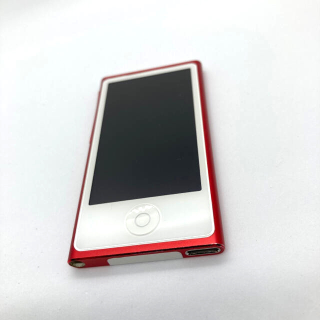 Apple(アップル)のiPod nano 第7世代(PRODUCT)RED 16GB MD744J/A スマホ/家電/カメラのオーディオ機器(ポータブルプレーヤー)の商品写真