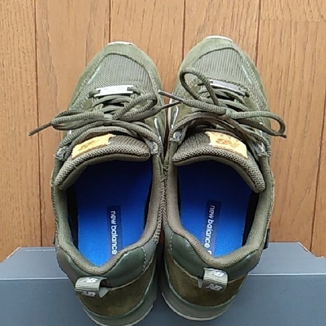 New Balance(ニューバランス)の値下げ☆new balance 996☆メンズ 25.5㎝☆カーキ メンズの靴/シューズ(スニーカー)の商品写真