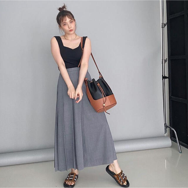 ＜H＞WRAP PLEATED SKIRT/スカート