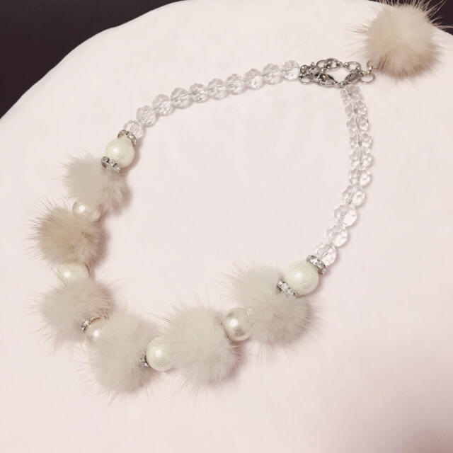 GRACE CONTINENTAL(グレースコンチネンタル)のミンクファー パール 美品 グレース ネックレス 可愛い♡箱付き レディースのアクセサリー(ネックレス)の商品写真