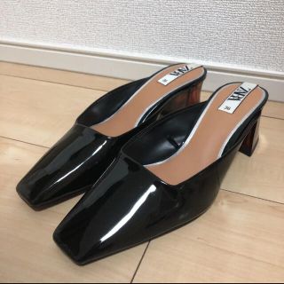 ザラ(ZARA)のZARA エナメルパンプス(ハイヒール/パンプス)