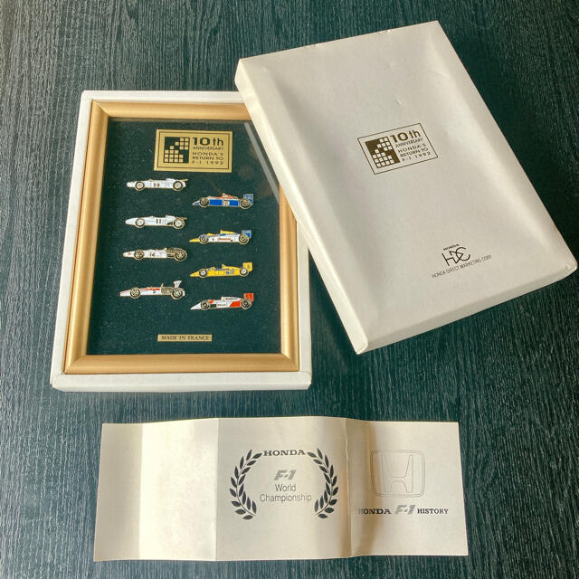 ホンダ - 新品 HONDA F1復帰 10周年 記念ピンズセット 額装の ホンダ - 新品 HONDA F1復帰 10周年 記念ピンズセット 額装の