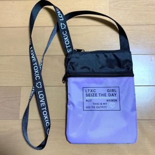 ラブトキシック(lovetoxic)のりぼん２０２０年６月号付録　バイカラーサコッシュ　カバン　ポーチ(ショルダーバッグ)