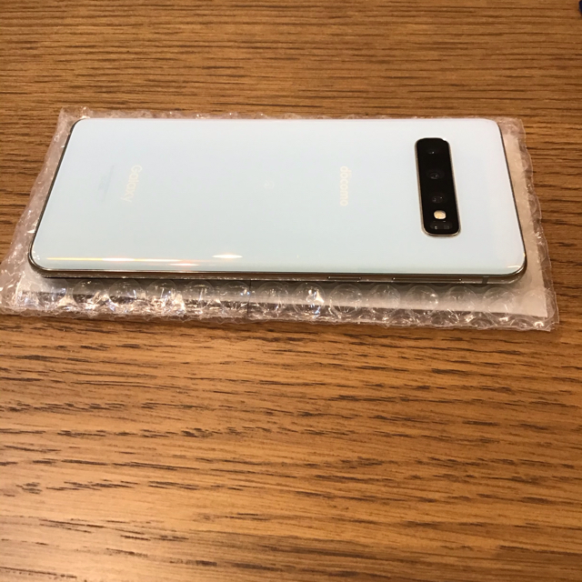 docomo Galaxy s10/Prism white