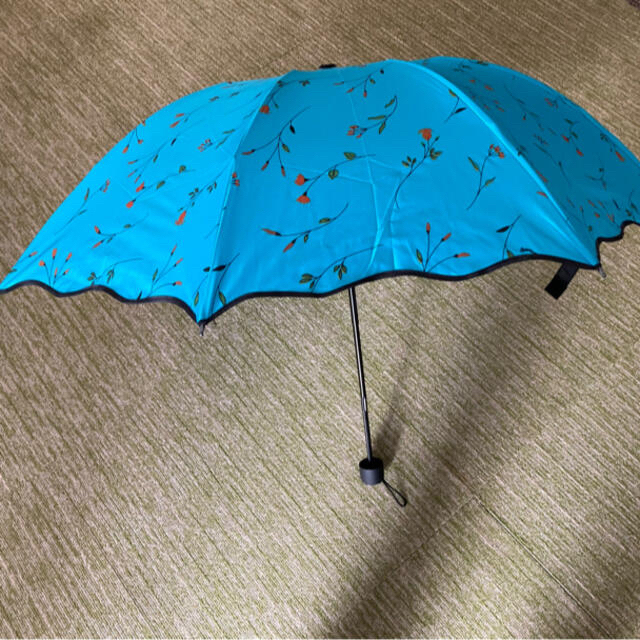  日傘 折りたたみ 晴雨兼用 雨傘 花柄 水色 ブルー ライトブルー レディースのファッション小物(傘)の商品写真