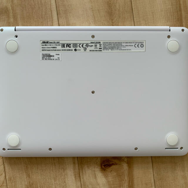 ASUS EeeBook X205TA-WHITE10