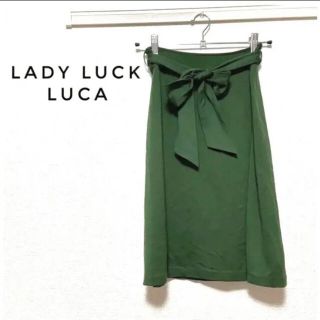 ルカ(LUCA)のLADY LUCK LUCA スカート ひざ丈 リボン付き グリーン S(ひざ丈スカート)