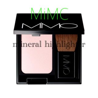 エムアイエムシー(MiMC)のポ片付け　MiMC  mineral highlighter 01beige(フェイスパウダー)