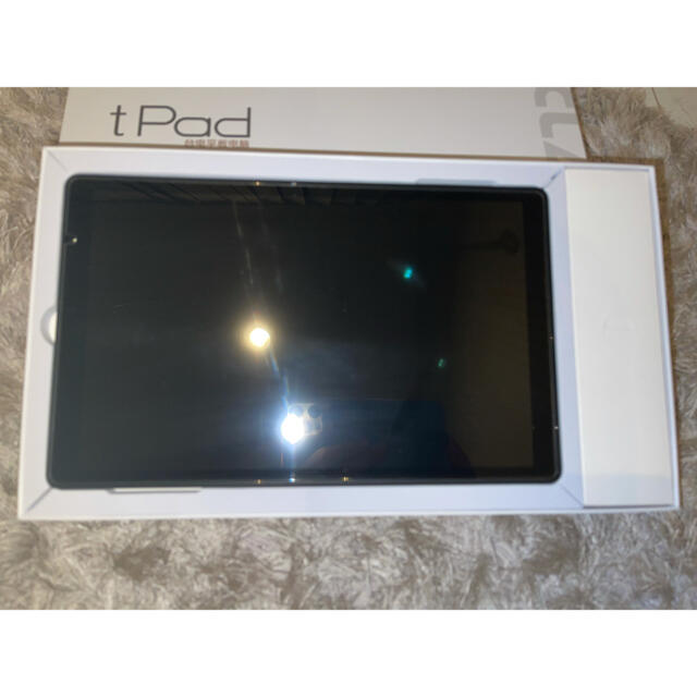 美品『TECLAST P10HD タブレット 保護フィルム&専用ケース付』 スマホ/家電/カメラのPC/タブレット(タブレット)の商品写真