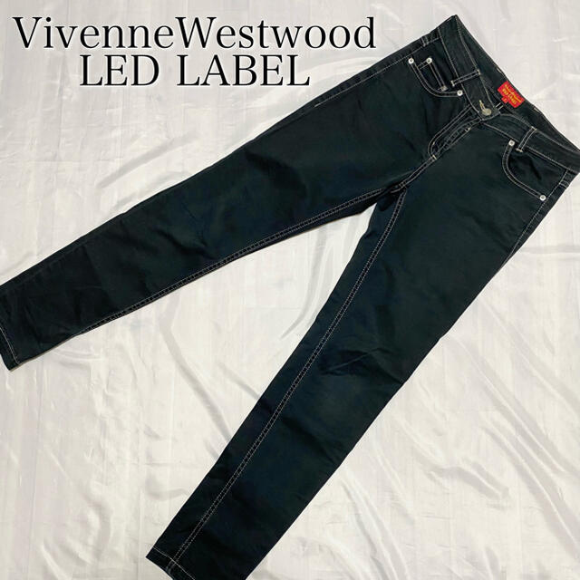 Vivienne Westwood(ヴィヴィアンウエストウッド)の専用※ヴィヴィアンウエストウッド オーブ刺繍デニム レディースのパンツ(デニム/ジーンズ)の商品写真