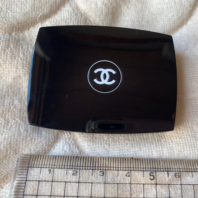 CHANEL(シャネル)のコスモスさま専用　 コスメ/美容のベースメイク/化粧品(アイシャドウ)の商品写真